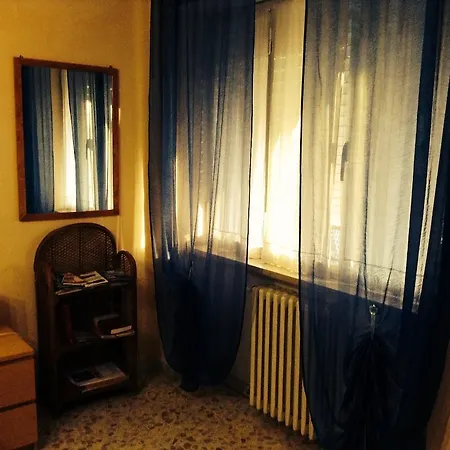 Polvere Di Stelle Rome